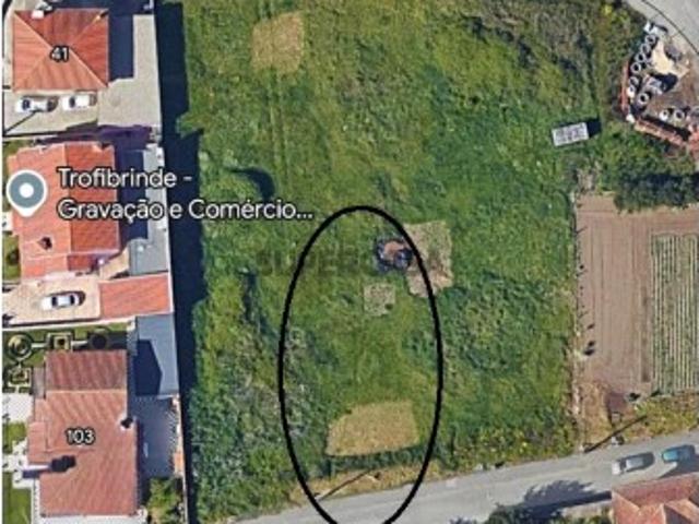 Terreno para venda em S. Mamede Coronado