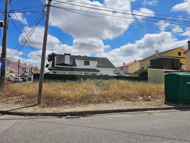 Terreno para venda em Quinta do Conde, concelho de Sesimbra, Setúbal, Portugal
