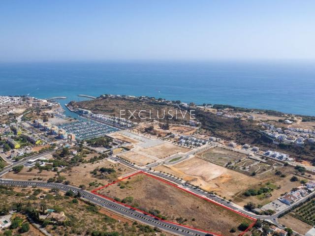 Terreno, Páteo, Albufeira e Olhos de Água