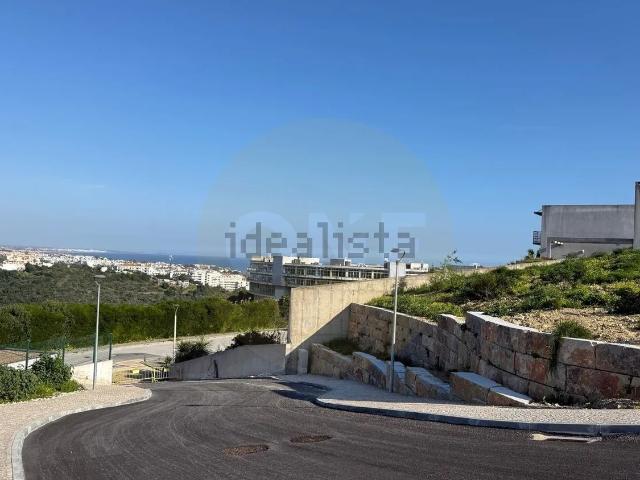 Terreno, Páteo, Albufeira e Olhos de Água