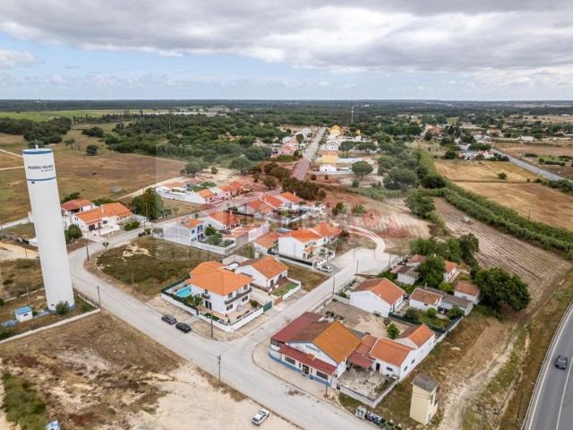 Terreno, Pegões