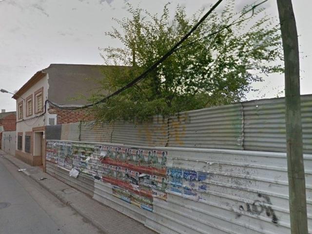 Terreno, Pedro Muñoz