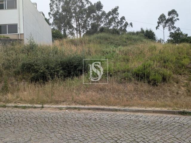 Terreno, Pedroso