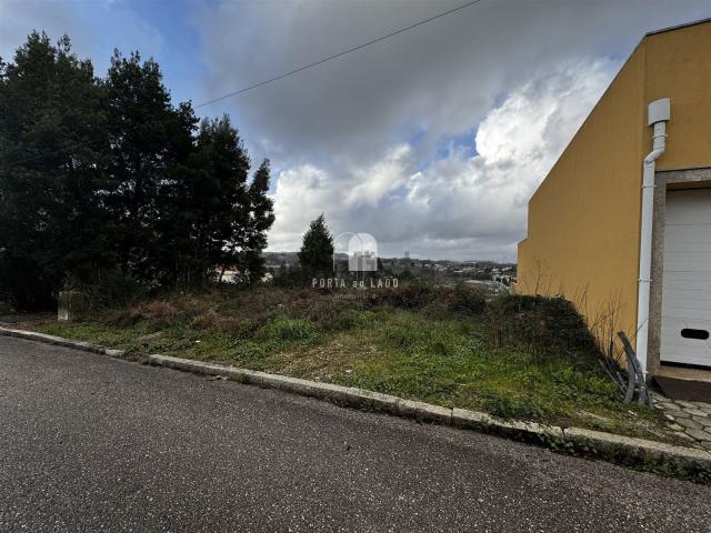 Terreno, Pedroso