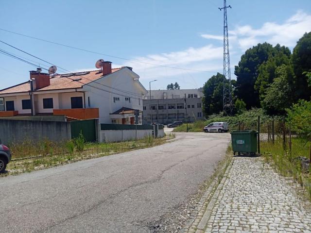 Terreno, Pedroso