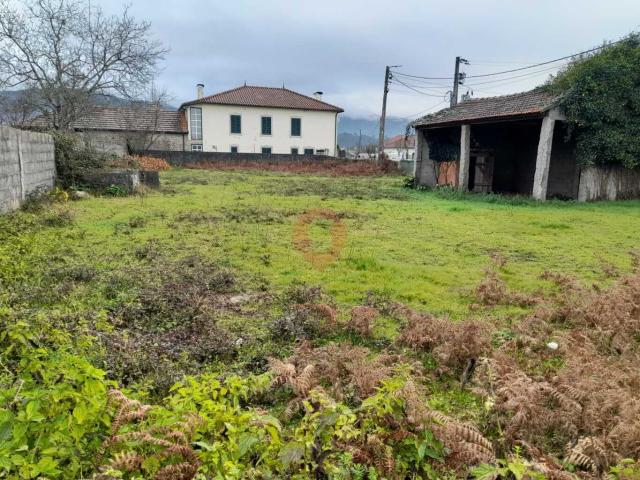 Terreno perto do centro de Valença