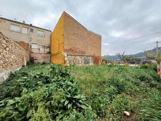 Terreno, Piera