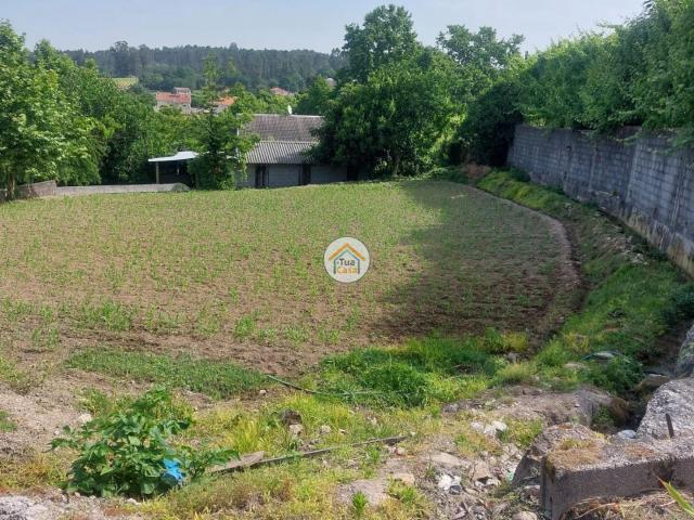 Terreno Plano com 1.350m² em Meinedo – Lousada