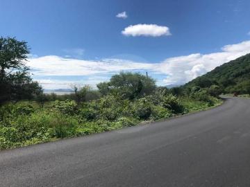 TERRENO PLANO EN VENTA VILLA CORONA CON ESCRITURAS