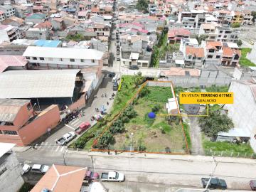 Terreno plano 617 m2 aprox. ubicado frente a la Escuela Mercedes de Jesus Molina en Gualaceo