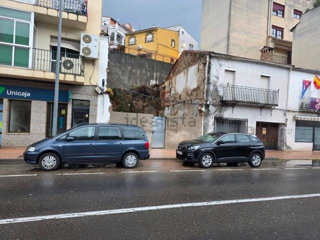 Terreno, Plasencia