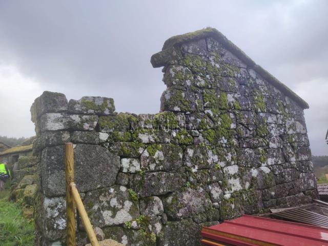 Terreno, Ponte Caldelas
