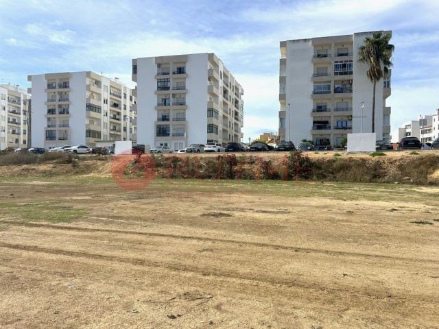 Terreno, Porches
