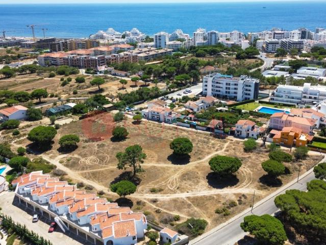 Terreno para Construção no Centro de Quarteira