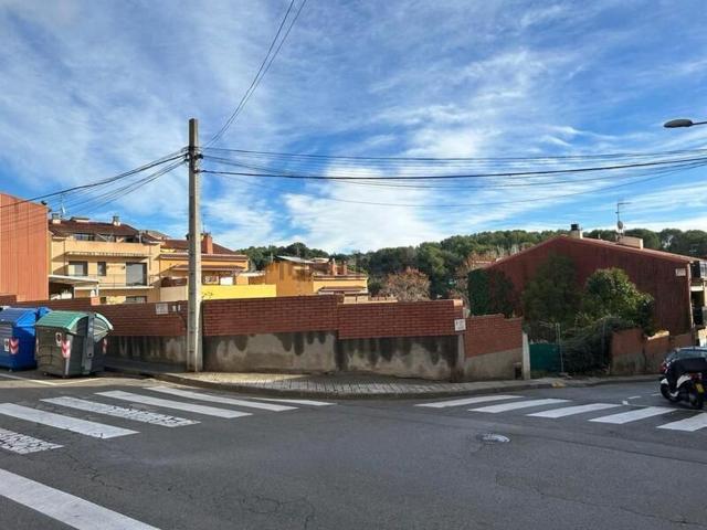 Terreno, Rubí