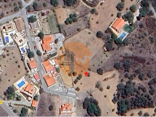 Terreno Rustico com água na zona da Corte António Martins