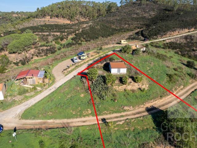 Terreno Rústico Com Armazem Agricola 19m² Aljezur