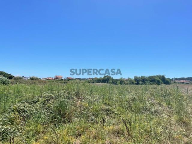 Terreno rústico com possibilidade de construção situado em Cacia!