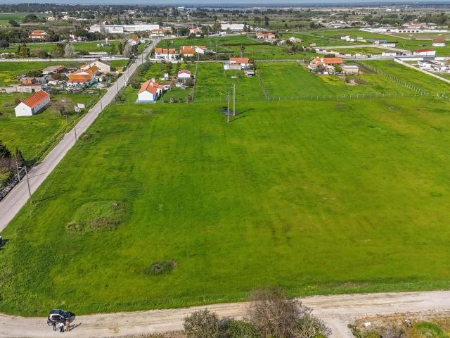 Terreno rústico com potencial de construção no Pinhal Novo