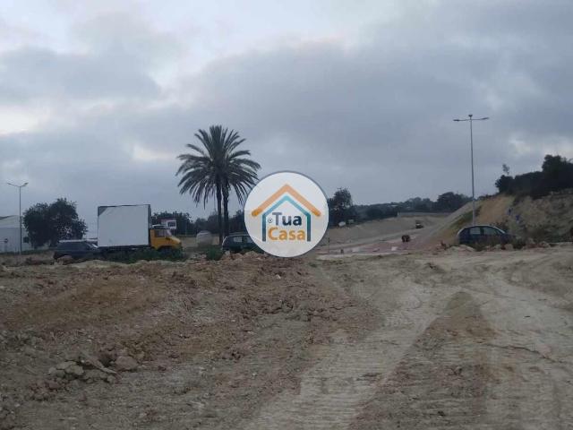Terreno Rústico com Viabilidade de Construção de Hotel