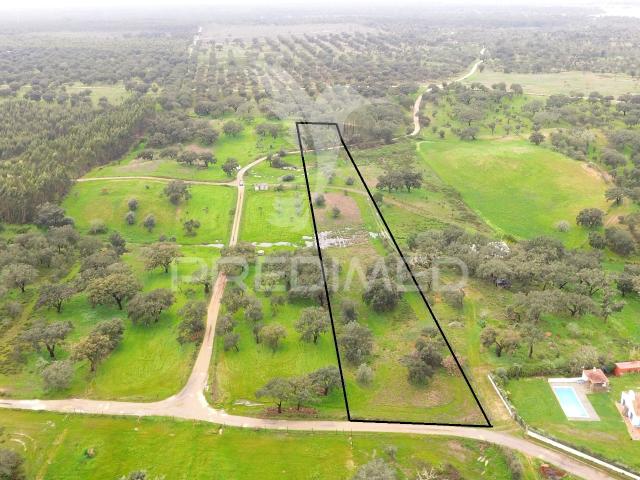 Terreno Rustico com 18000m2
