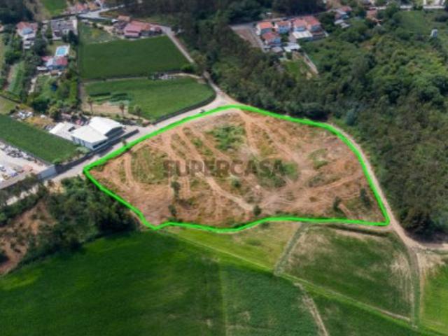 Terreno rústico com 12480m2 Excelente oportunidade de investimento!