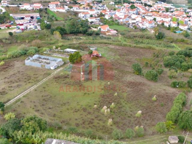 Terreno Rústico com 28.560 m² em Fonte Grada, Torres Vedras