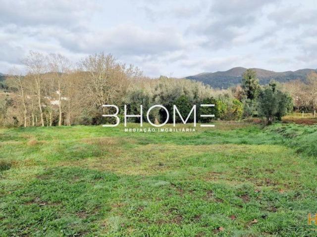 Terreno Rústico com 2.030m2 em Amares Sta Marta de Bouro | 26084058072