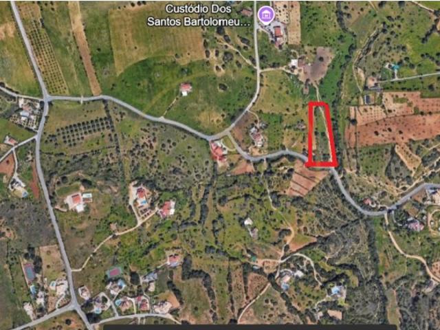 Terreno Rústico com 7360m2 Lombos Lagoa Proximo Escola Internacional NOBEL
