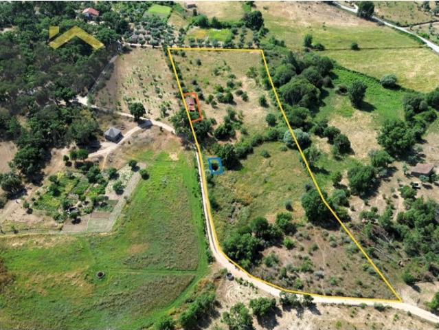 Terreno rústico com 9.840 m² à venda junto ao Freixial do Campo!