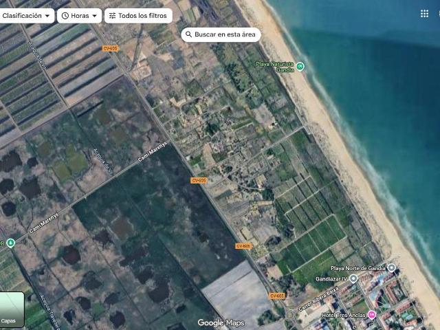 Terreno rústico con gran potencial junto al mar en Gandía