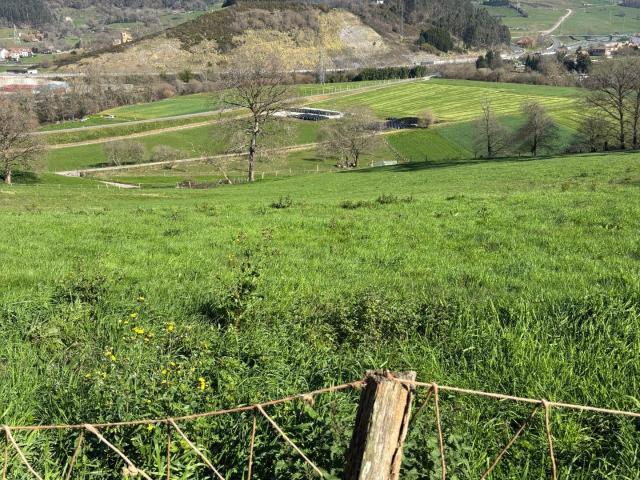 Terreno rustico con posibilidad de construir