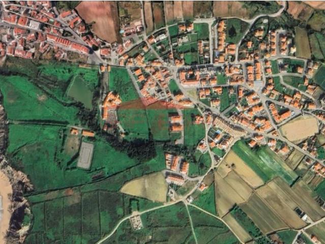 Terreno com 2.275m² a 1km da Praia Oportunidade em Atouguia da Baleia, Peniche