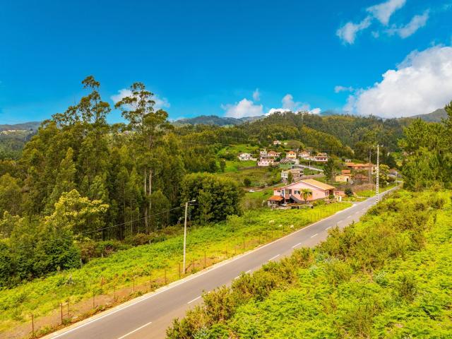 Terreno rústico de 11.440 m² com potencial de construção em Gaula