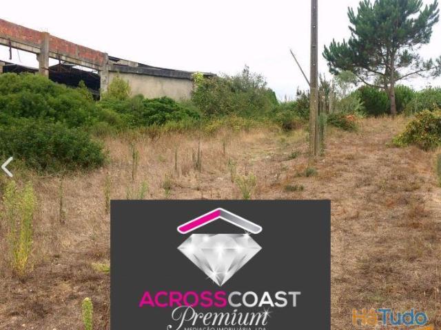 Terreno rústico de 12.000m² com capacidade construtiva, situado em Tornada, Caldas da Rainha | 26084057772