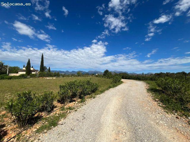 Terreno rústico de 25.000 m2 con proyecto y licencia aprobada para vivienda unifamiliar