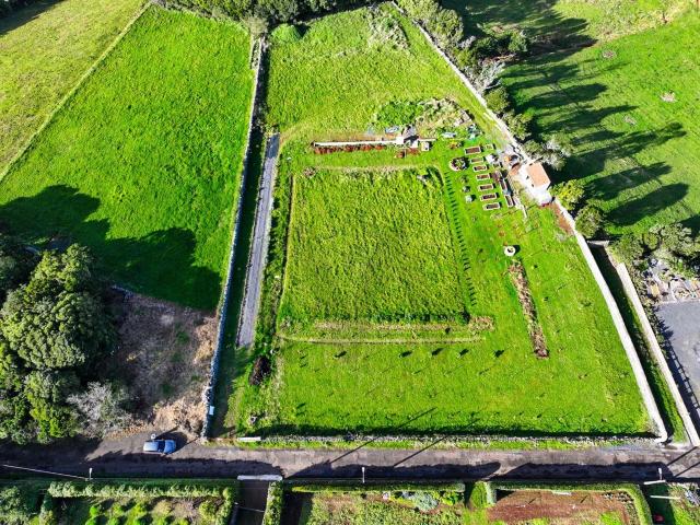 Terreno Rústico de 4850m2 Santo Espírito, Vila do Porto