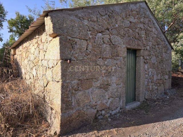 Terreno Rústico em Castelo Novo, Fundão 2311m² por 19900€