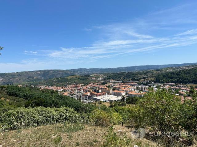 Terreno rústico em Lamego
