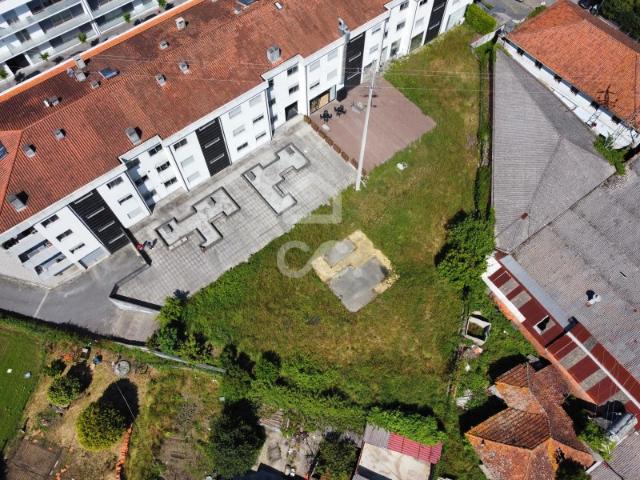 Terreno Rústico em São Martinho do Campo com 1000m2
