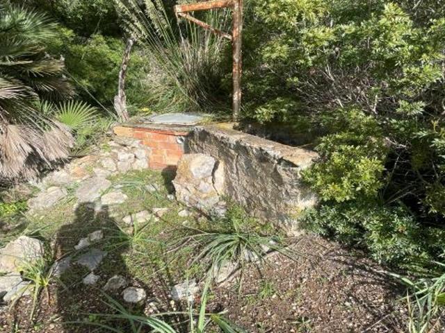 TERRENO RUSTICO EN GALILEA CON CASITA DE APEROS DE 20 M2 POR REFORMAR