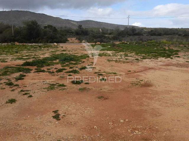 Terreno Rusticocom 1960m2 ao lado da estrada M516