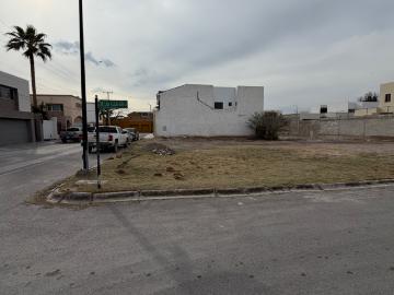 Terreno Residencial en Esquina en Las Isabeles, Torreón