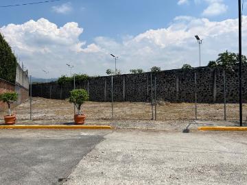 Terreno residencial en privada con port?n el?ctrico. Col. Maravillas