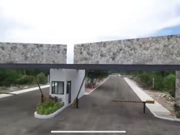 TERRENO RESIDENCIAL EN PRIVADA XCAMBO NORTE DE M?RIDA