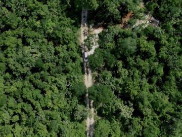 Terreno Residencial en venta en Cancun, Q. Roo. ruta a los cenotes con vigilancia privada y cenote