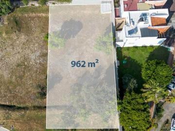 Terreno residencial en venta en Jacarandas
