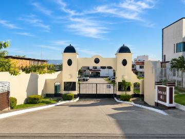 Terreno Residencial en Venta en Loma Real, Centro, Tabasco en Zona Sur por Altabrisa