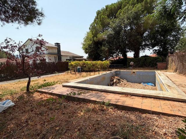Terreno, Riells i Viabrea