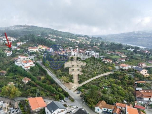 Terreno, Rio de Moinhos